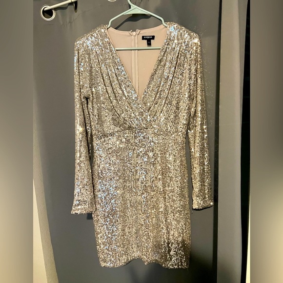 Express gold sparkly sequin dress - Picture 1 of 1
